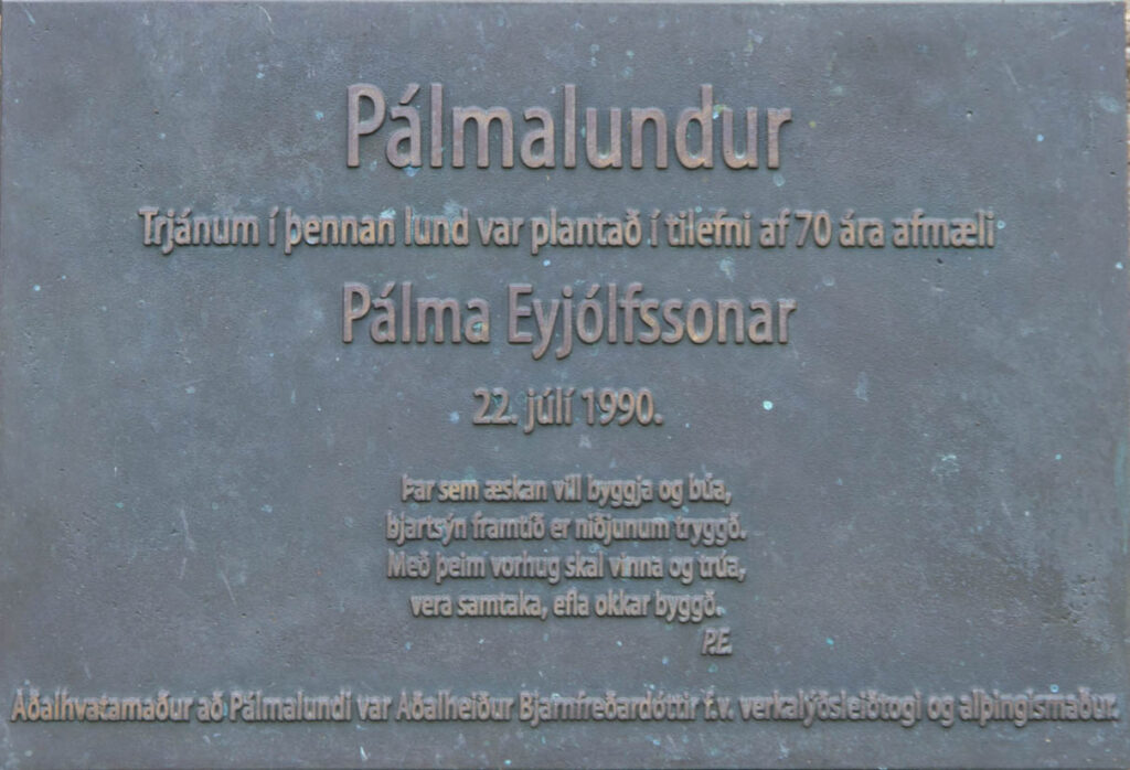Pálmi Eyjólfsson
Pálmalundur